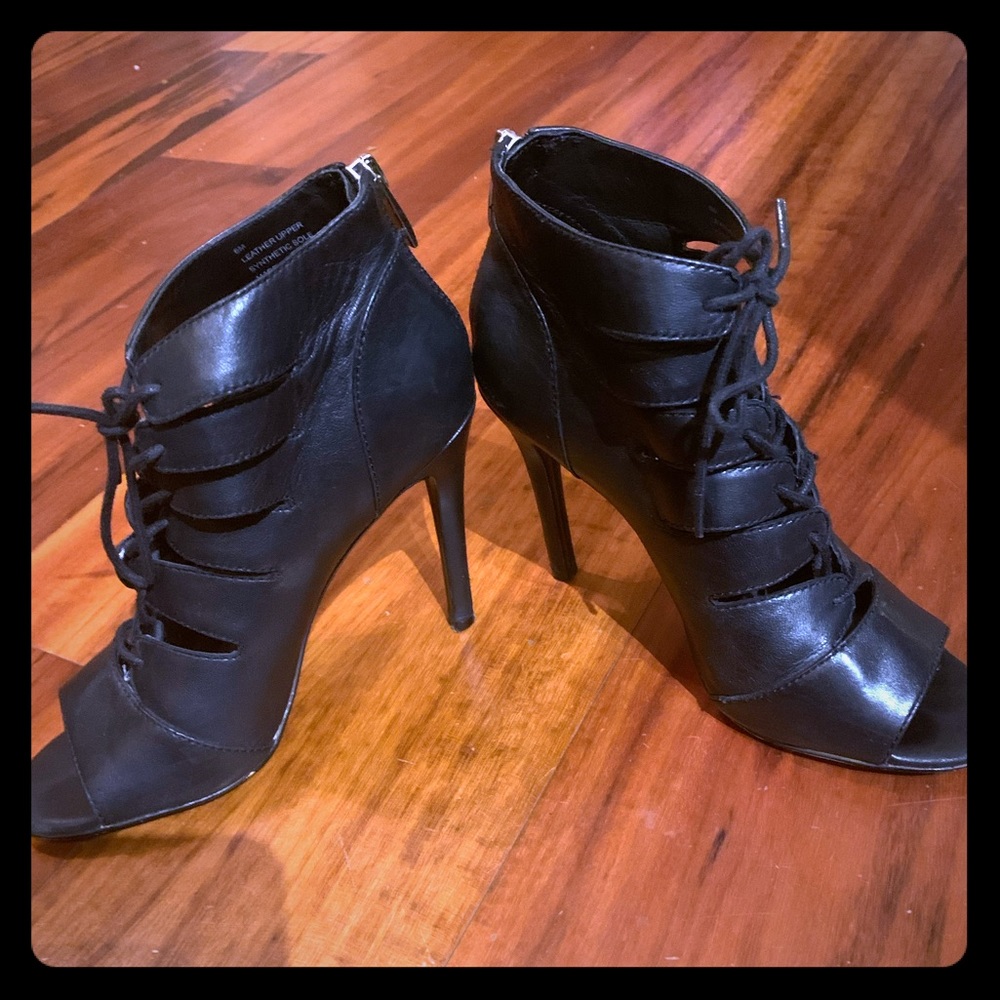 Trouve - Nordstrom brand lace up open toe bootie.